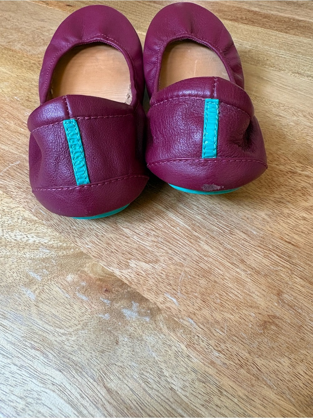 Tieks Burgundy Leather Ballet Flats with Teal Accent size 8 - Picture 5 of 5